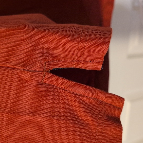 IZOD Men's Burnt Orange Advantage Performance Stretch Short Sleeve Polo - Picture 4 of 6